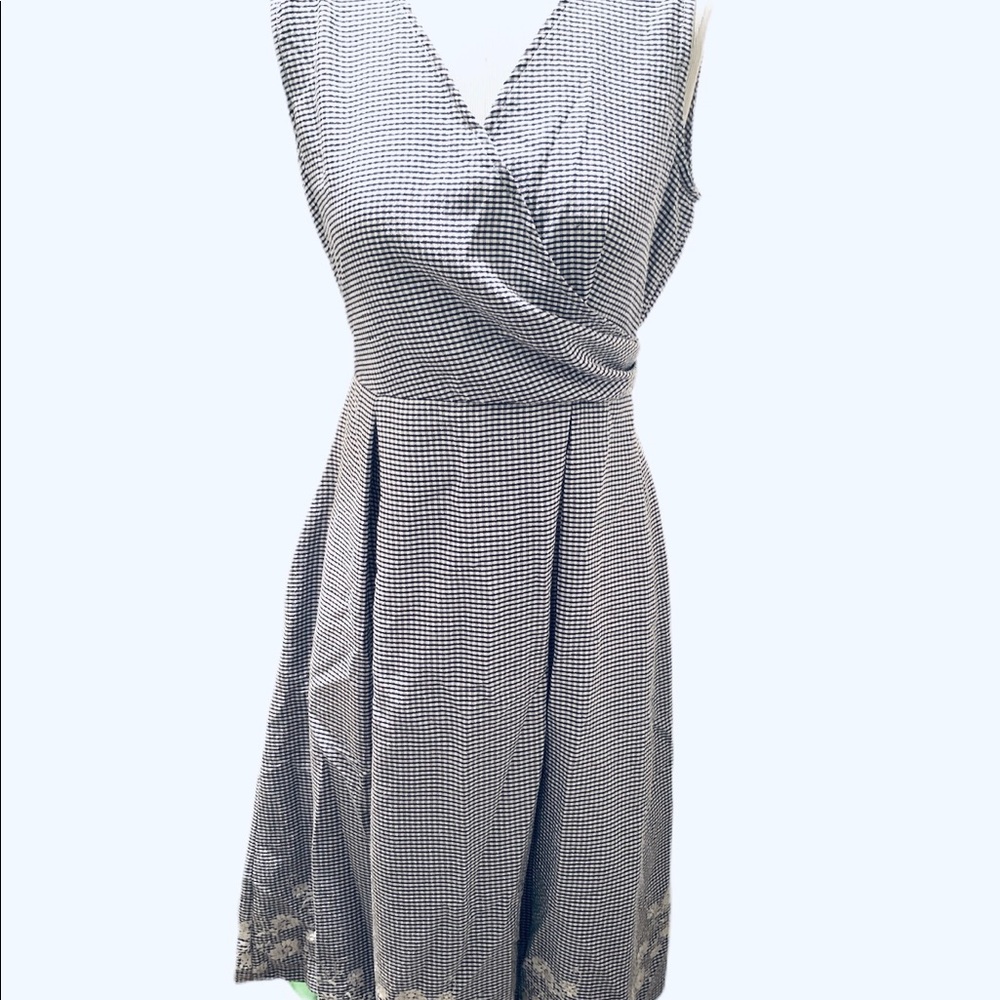 SANDRA DARREN🤩BLUE PLAID DRESS Size 8 w/ POCKETS